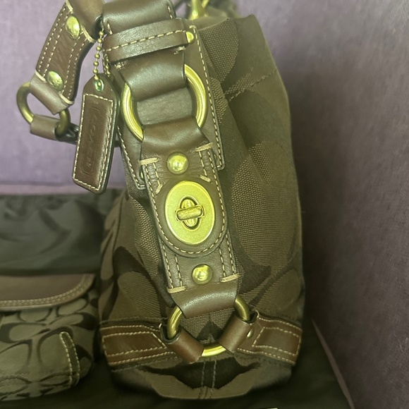 10619 Coach Carly Brown Signature Hobo Bag and Legacy Lined Wallet Wristlet - Picture 2 of 7